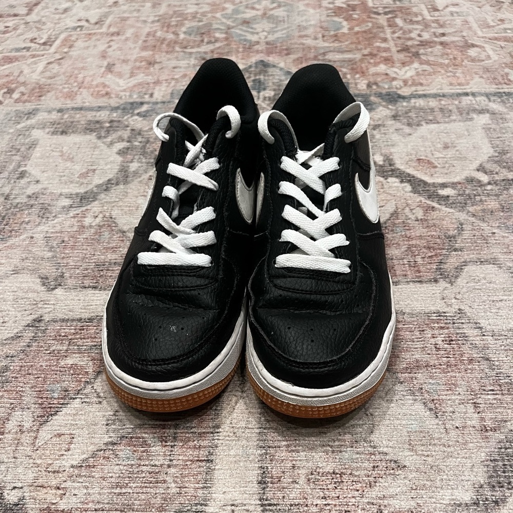 AF1 black and white with gum sole